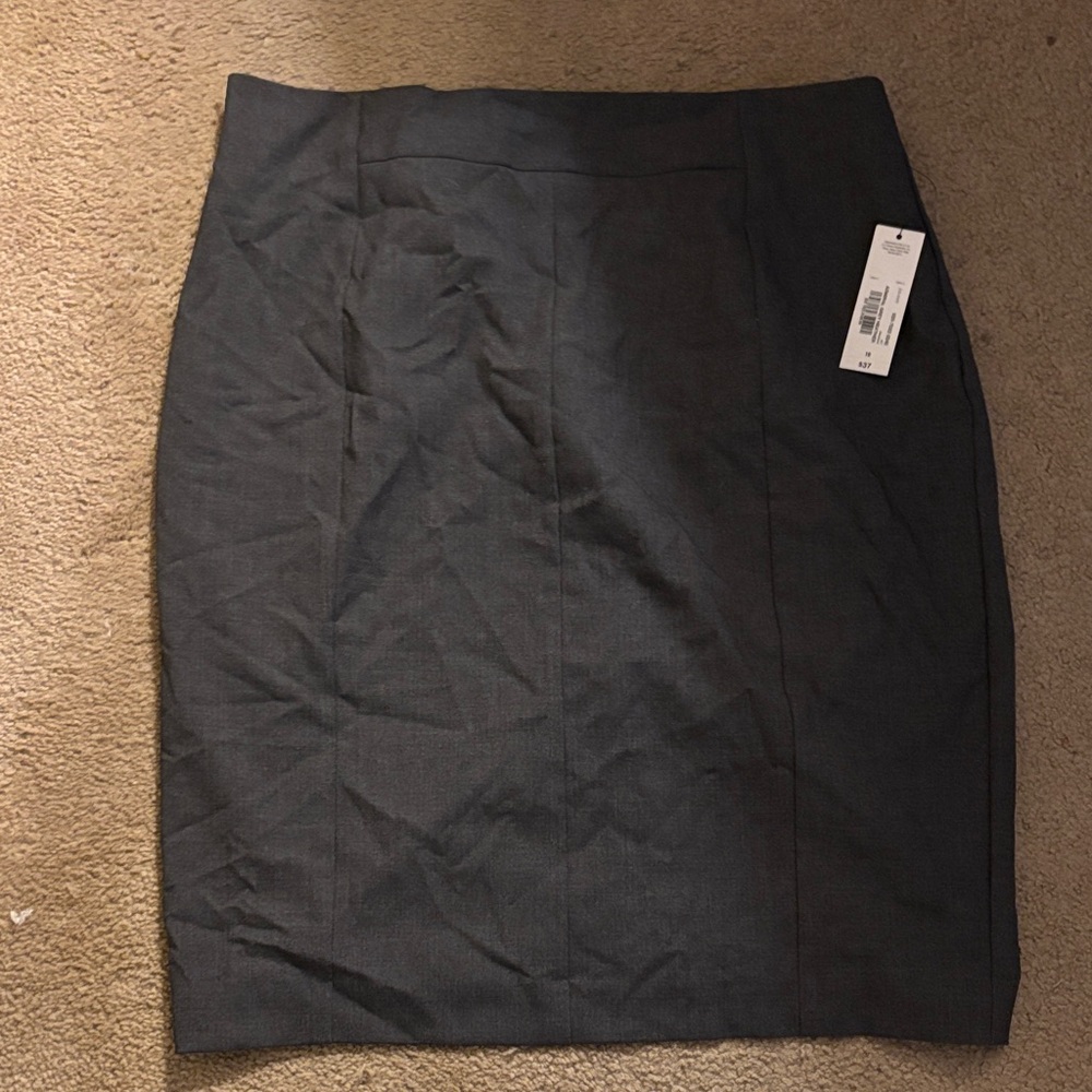 Worthington Admiral Grey Heather Pencil Skirt — Classic Workwear Staple